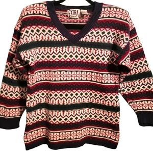 EXTRA Retro 80s Patterned Sweater with Shoulderpads